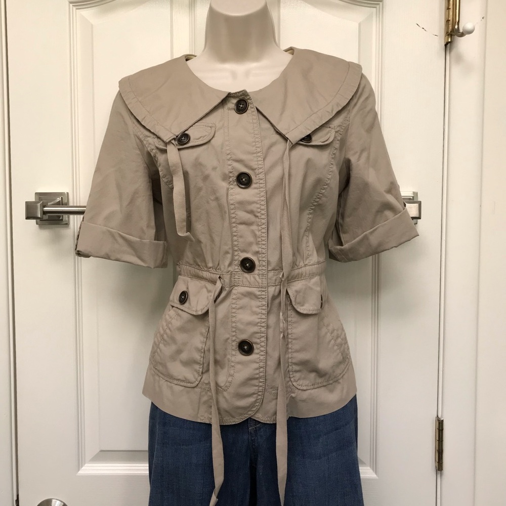 Safaris style Loft tan jacket